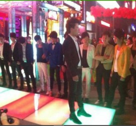 泰州深圳夜总会伴游模特雇用(深圳KTV模特雇用)