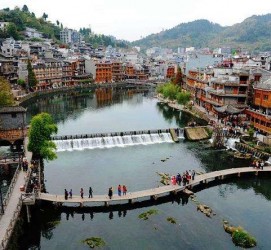 泰州长沙旅游攻略(长沙旅游攻略景点必去二日游)