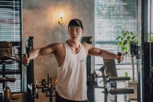 泰州肌肉男模(肌肉男模板)