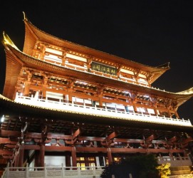 泰州长沙旅游攻略(长沙旅游攻略景点必去长沙美食街)