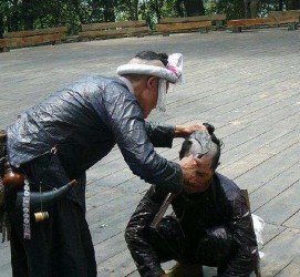 泰州欲带老伴游遍中国(带着老伴去旅游)