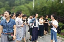 泰州中国的曲男伴游的简单介绍
