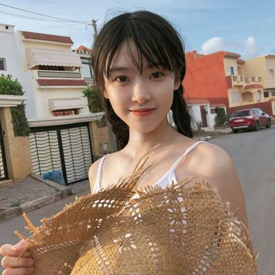 泰州伴游女生李梓萱的资料