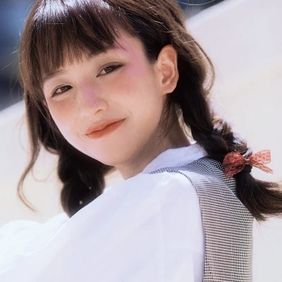 泰州伴游女生郑晓晴的资料