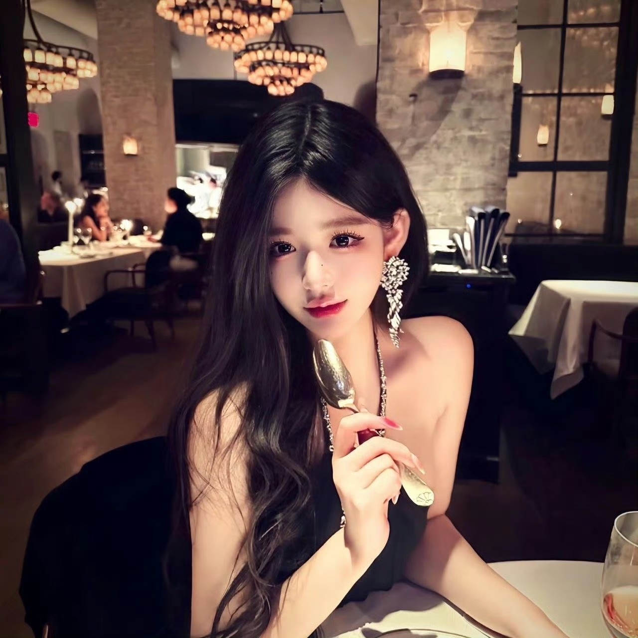 泰州伴游女生蓝盈盈的资料