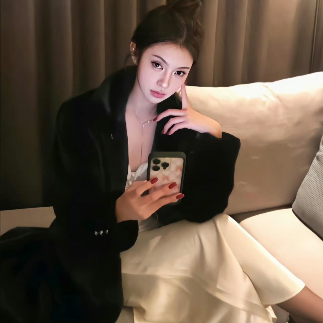 泰州伴游女生周语言的资料
